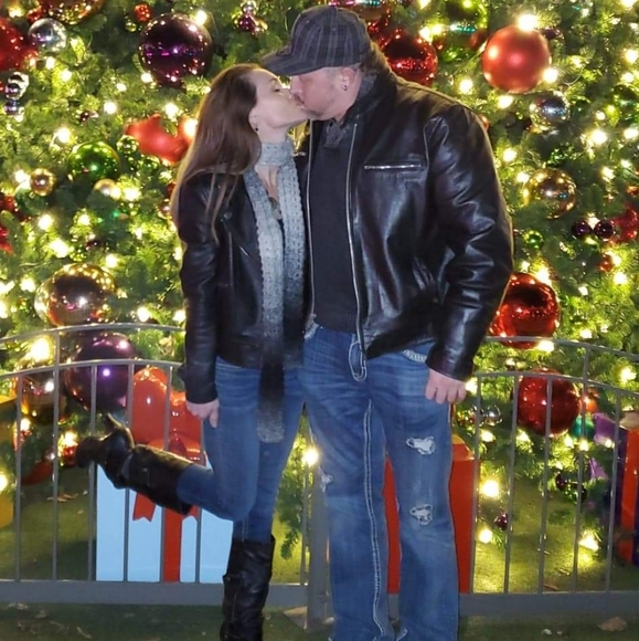 Meet your Posher, Toni and Norm - Picture 15 of 16